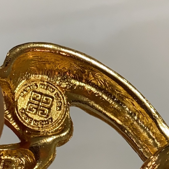 Givenchy 1980s Vintage Bracelet from a Collector - Picture 8 of 17